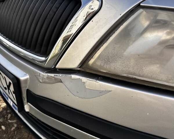 Серый Шкода Октавия, объемом двигателя 1.6 л и пробегом 374 тыс. км за 5900 $, фото 67 на Automoto.ua