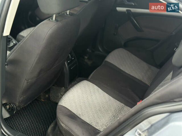 Серый Шкода Октавия, объемом двигателя 1.9 л и пробегом 350 тыс. км за 5600 $, фото 8 на Automoto.ua