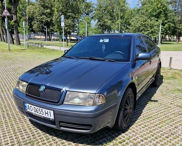 Серый Шкода Октавия, объемом двигателя 1.9 л и пробегом 324 тыс. км за 5800 $, фото 1 на Automoto.ua