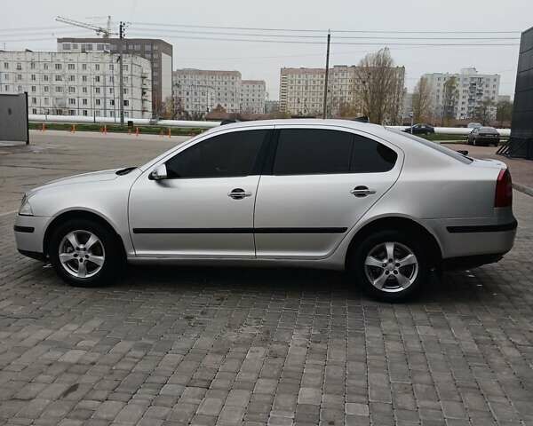 Сірий Шкода Октавія, об'ємом двигуна 1.6 л та пробігом 347 тис. км за 4199 $, фото 11 на Automoto.ua