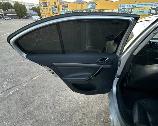 Серый Шкода Октавия, объемом двигателя 1.9 л и пробегом 304 тыс. км за 6500 $, фото 8 на Automoto.ua