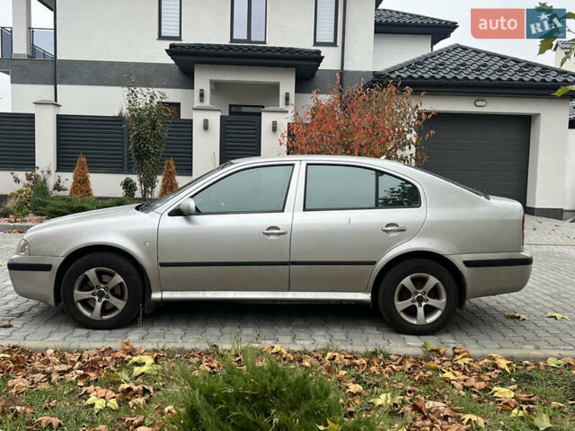 Серый Шкода Октавия, объемом двигателя 1.9 л и пробегом 237 тыс. км за 3999 $, фото 4 на Automoto.ua