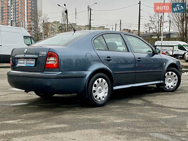 Серый Шкода Октавия, объемом двигателя 1.6 л и пробегом 266 тыс. км за 4900 $, фото 4 на Automoto.ua