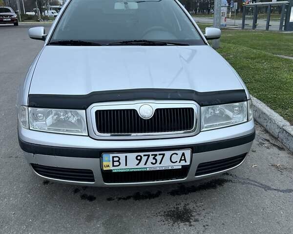 Серый Шкода Октавия, объемом двигателя 1.6 л и пробегом 252 тыс. км за 4300 $, фото 1 на Automoto.ua