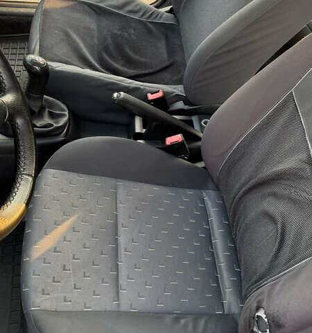 Шкода Октавія 2006 у Києві на Automoto.ua Сірий Шкода Октавія, об'ємом двигуна 1.6 л та пробігом 179 тис. км за 6000 $, фото 14 на Automoto.ua