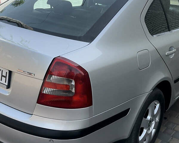 Серый Шкода Октавия, объемом двигателя 1.97 л и пробегом 350 тыс. км за 6300 $, фото 3 на Automoto.ua