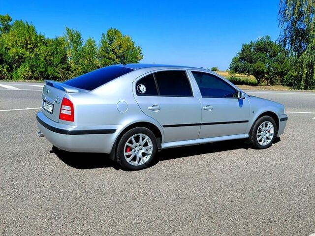 Сірий Шкода Октавія, об'ємом двигуна 1.8 л та пробігом 250 тис. км за 6200 $, фото 1 на Automoto.ua