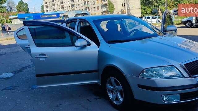 Серый Шкода Октавия, объемом двигателя 1.6 л и пробегом 213 тыс. км за 6900 $, фото 3 на Automoto.ua