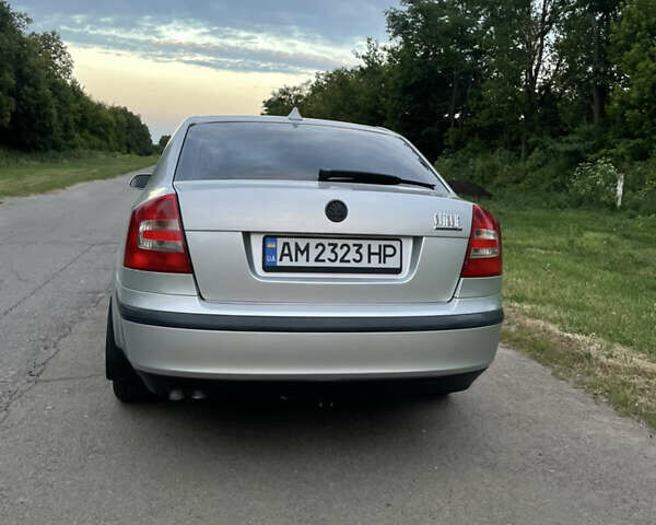 Сірий Шкода Октавія, об'ємом двигуна 2 л та пробігом 302 тис. км за 6100 $, фото 11 на Automoto.ua