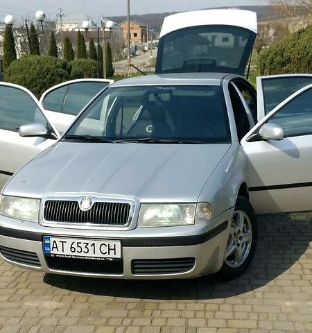 Серый Шкода Октавия, объемом двигателя 2 л и пробегом 296 тыс. км за 4350 $, фото 5 на Automoto.ua