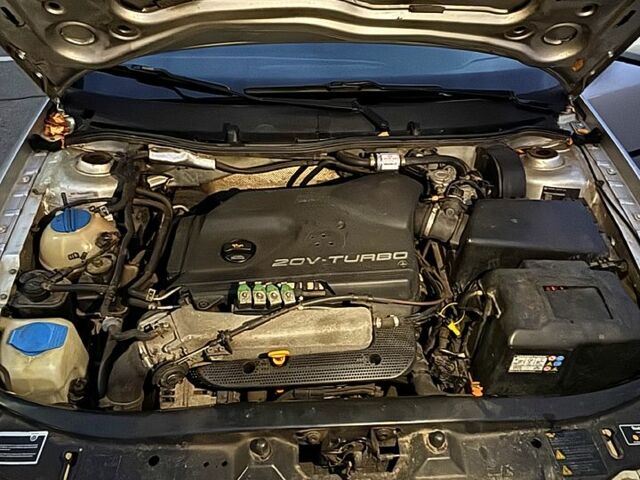 Сірий Шкода Октавія, об'ємом двигуна 1.8 л та пробігом 224 тис. км за 7200 $, фото 8 на Automoto.ua