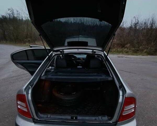 Серый Шкода Октавия, объемом двигателя 1.6 л и пробегом 192 тыс. км за 5300 $, фото 10 на Automoto.ua