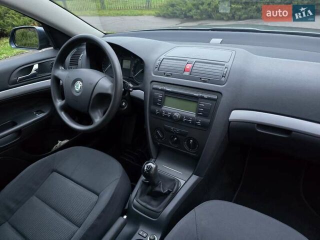 Сірий Шкода Октавія, об'ємом двигуна 1.6 л та пробігом 131 тис. км за 7100 $, фото 33 на Automoto.ua