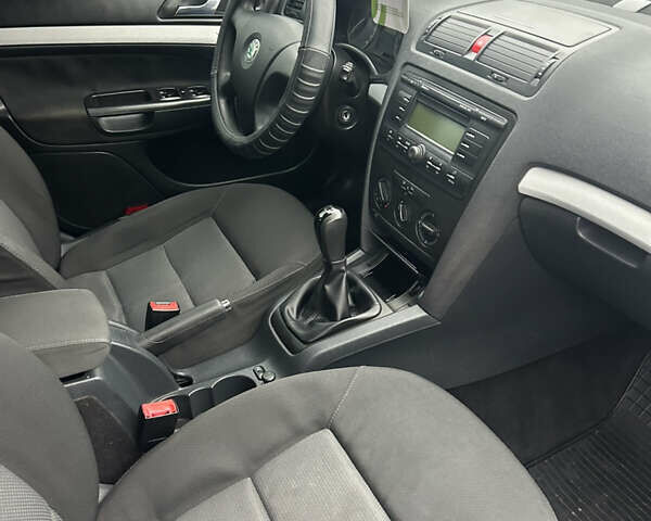 Серый Шкода Октавия, объемом двигателя 1.6 л и пробегом 181 тыс. км за 6700 $, фото 14 на Automoto.ua