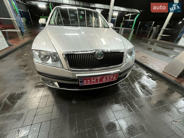 Серый Шкода Октавия, объемом двигателя 1.6 л и пробегом 94 тыс. км за 7699 $, фото 4 на Automoto.ua