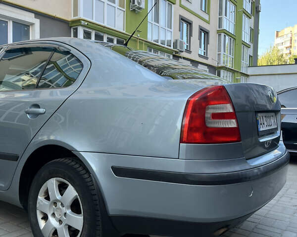 Сірий Шкода Октавія, об'ємом двигуна 1.6 л та пробігом 280 тис. км за 4900 $, фото 21 на Automoto.ua