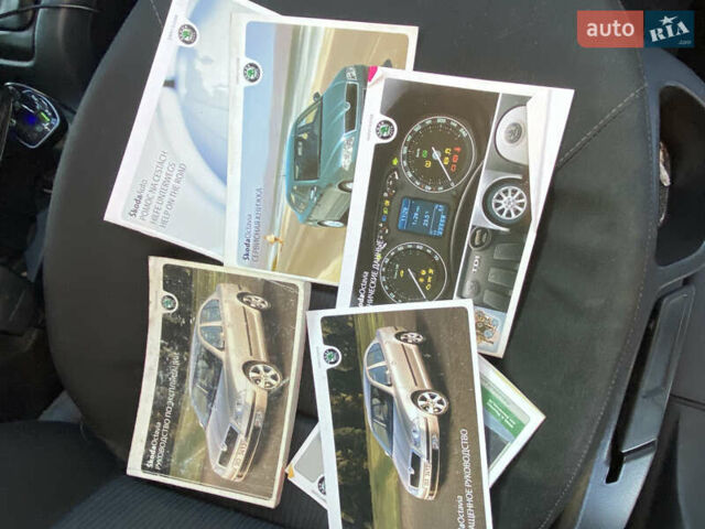 Шкода Октавия 2006 в Черновцах на Automoto.ua Серый Шкода Октавия, объемом двигателя 1.97 л и пробегом 250 тыс. км за 5800 $, фото 14 на Automoto.ua