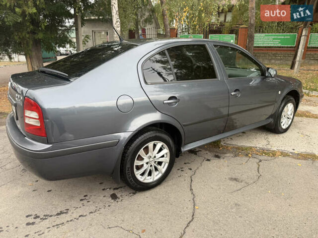 Серый Шкода Октавия, объемом двигателя 1.6 л и пробегом 230 тыс. км за 5700 $, фото 5 на Automoto.ua