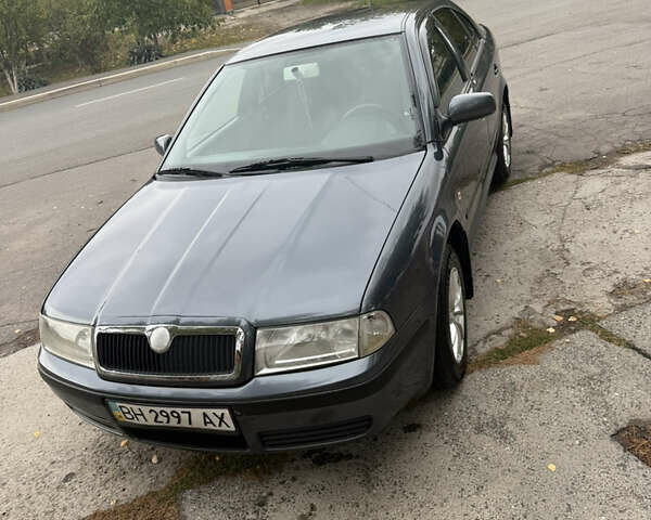 Серый Шкода Октавия, объемом двигателя 1.6 л и пробегом 230 тыс. км за 5700 $, фото 2 на Automoto.ua