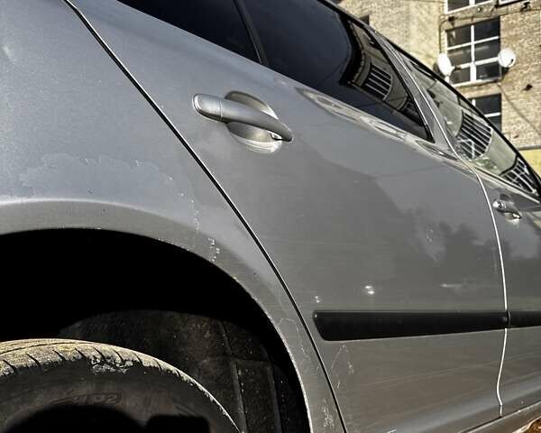 Серый Шкода Октавия, объемом двигателя 1.6 л и пробегом 374 тыс. км за 5900 $, фото 52 на Automoto.ua