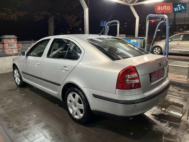 Серый Шкода Октавия, объемом двигателя 1.6 л и пробегом 94 тыс. км за 7699 $, фото 5 на Automoto.ua