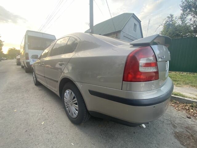 Серый Шкода Октавия, объемом двигателя 2 л и пробегом 240 тыс. км за 6500 $, фото 12 на Automoto.ua