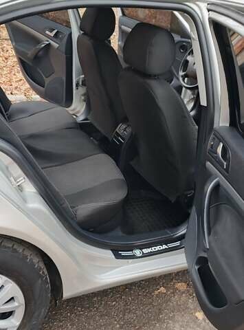 Серый Шкода Октавия, объемом двигателя 2 л и пробегом 362 тыс. км за 4900 $, фото 11 на Automoto.ua