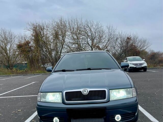 Серый Шкода Октавия, объемом двигателя 1.9 л и пробегом 333 тыс. км за 2500 $, фото 2 на Automoto.ua