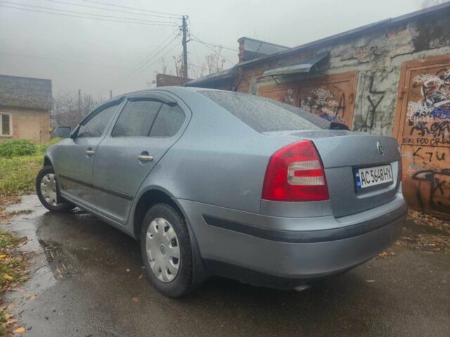 Сірий Шкода Октавія, об'ємом двигуна 1.6 л та пробігом 180 тис. км за 5500 $, фото 2 на Automoto.ua