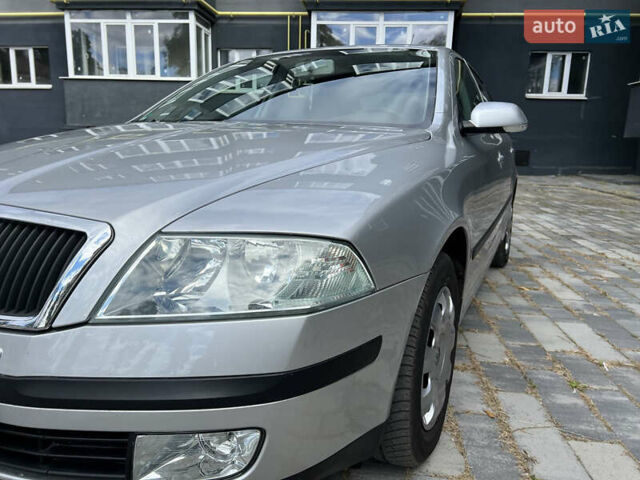 Шкода Октавия 2006 в Ахтырке на Automoto.ua Серый Шкода Октавия, объемом двигателя 1.6 л и пробегом 139 тыс. км за 6900 $, фото 12 на Automoto.ua