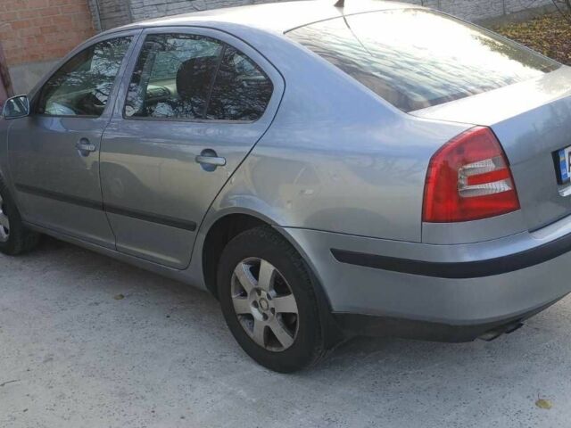 Серый Шкода Октавия, объемом двигателя 2 л и пробегом 180 тыс. км за 6800 $, фото 3 на Automoto.ua