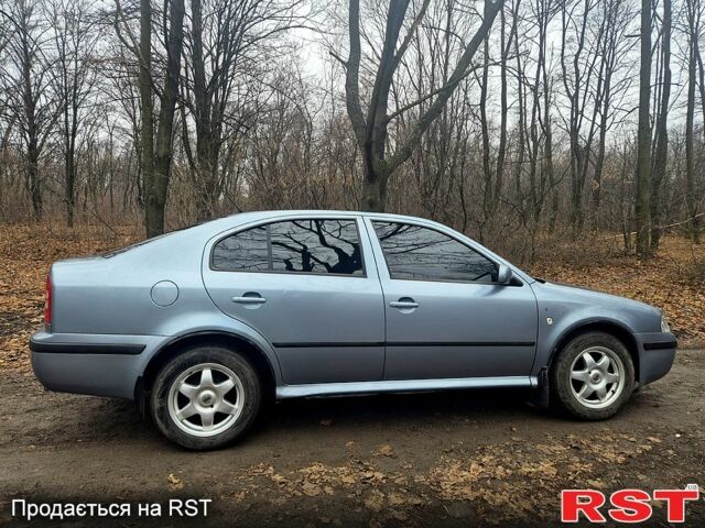 Серый Шкода Октавия, объемом двигателя 1.6 л и пробегом 222 тыс. км за 3700 $, фото 5 на Automoto.ua