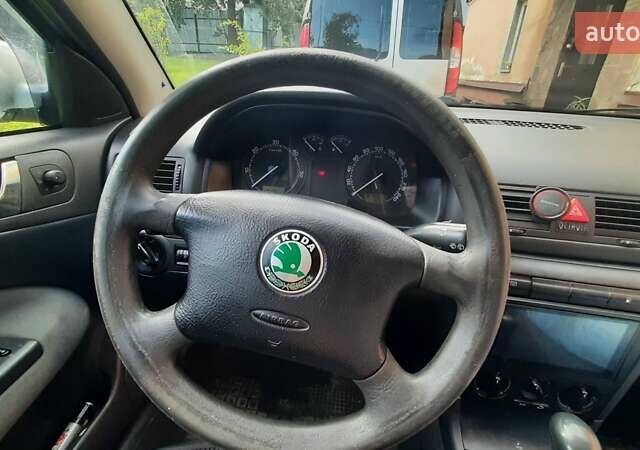 Шкода Октавия 2006 в Львове на Automoto.ua Серый Шкода Октавия, объемом двигателя 1.9 л и пробегом 400 тыс. км за 5000 $, фото 31 на Automoto.ua