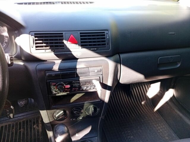 Серый Шкода Октавия, объемом двигателя 1.6 л и пробегом 240 тыс. км за 4100 $, фото 7 на Automoto.ua