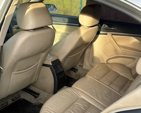 Серый Шкода Октавия, объемом двигателя 1.97 л и пробегом 300 тыс. км за 5250 $, фото 7 на Automoto.ua