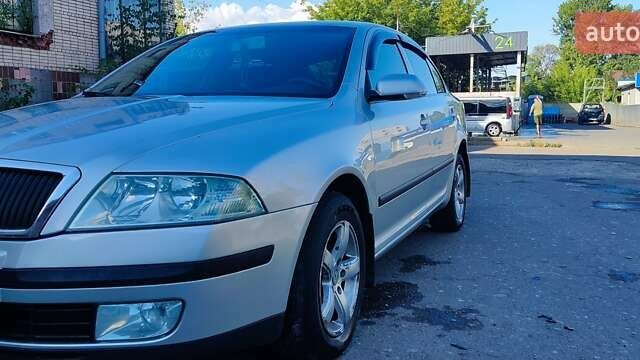 Серый Шкода Октавия, объемом двигателя 1.6 л и пробегом 240 тыс. км за 6500 $, фото 7 на Automoto.ua