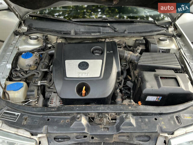 Шкода Октавия 2006 в Южное на Automoto.ua Серый Шкода Октавия, объемом двигателя 1.9 л и пробегом 320 тыс. км за 5500 $, фото 7 на Automoto.ua