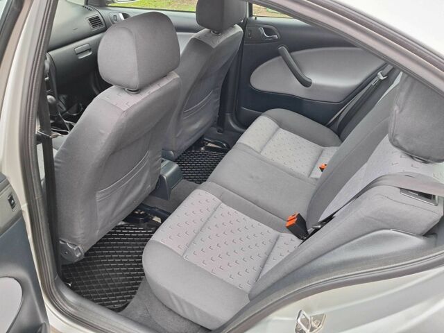 Серый Шкода Октавия, объемом двигателя 1.6 л и пробегом 148 тыс. км за 6100 $, фото 17 на Automoto.ua