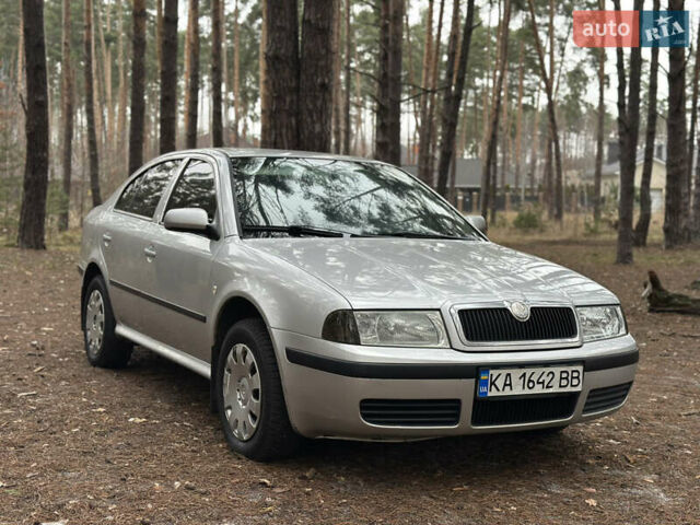 Сірий Шкода Октавія, об'ємом двигуна 1.6 л та пробігом 243 тис. км за 4250 $, фото 1 на Automoto.ua