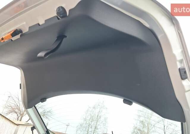 Сірий Шкода Октавія, об'ємом двигуна 1.6 л та пробігом 148 тис. км за 6100 $, фото 41 на Automoto.ua