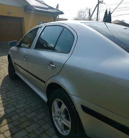 Серый Шкода Октавия, объемом двигателя 2 л и пробегом 296 тыс. км за 4350 $, фото 11 на Automoto.ua