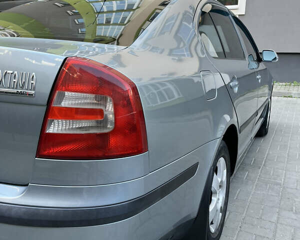 Сірий Шкода Октавія, об'ємом двигуна 1.6 л та пробігом 280 тис. км за 4900 $, фото 9 на Automoto.ua