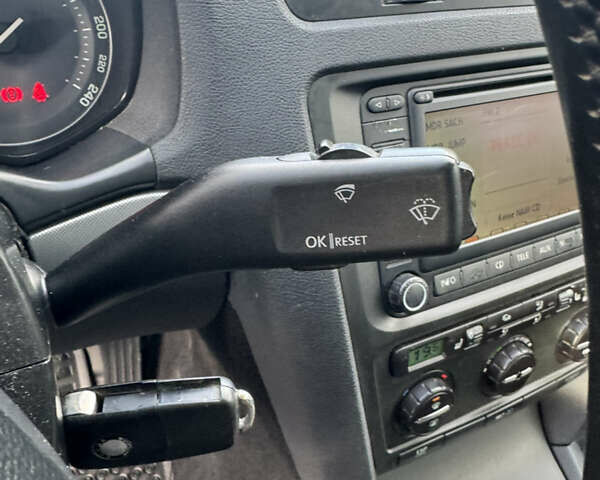 Шкода Октавия 2006 в Львове на Automoto.ua Серый Шкода Октавия, объемом двигателя 1.6 л и пробегом 198 тыс. км за 5890 $, фото 25 на Automoto.ua