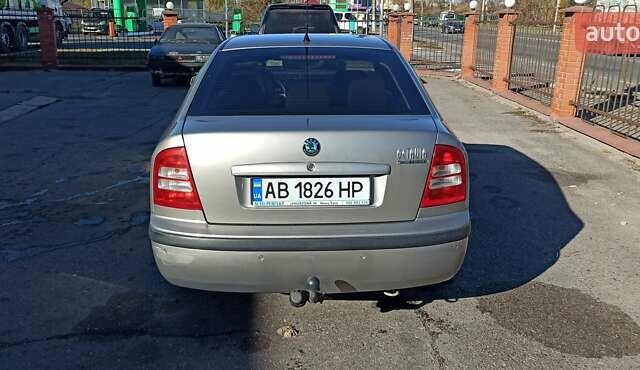 Серый Шкода Октавия, объемом двигателя 1.6 л и пробегом 246 тыс. км за 4500 $, фото 5 на Automoto.ua