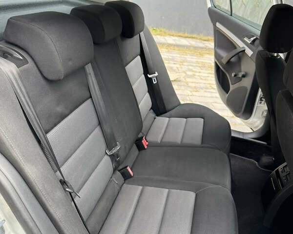 Шкода Октавия 2006 в Ахтырке на Automoto.ua Серый Шкода Октавия, объемом двигателя 1.6 л и пробегом 139 тыс. км за 6900 $, фото 21 на Automoto.ua