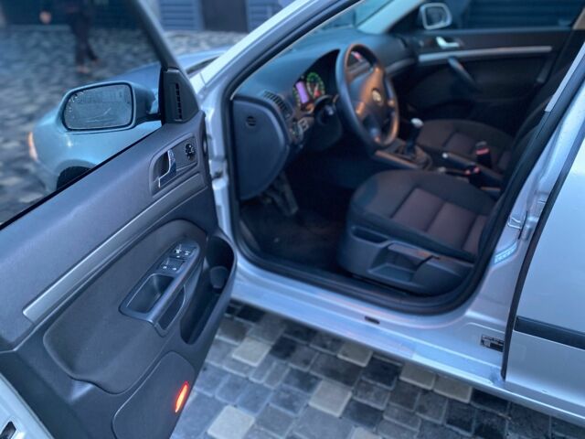 Серый Шкода Октавия, объемом двигателя 1.6 л и пробегом 213 тыс. км за 6300 $, фото 15 на Automoto.ua