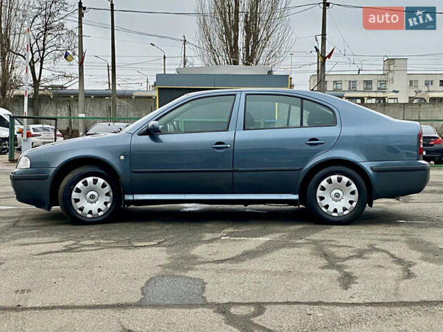 Серый Шкода Октавия, объемом двигателя 1.6 л и пробегом 266 тыс. км за 4900 $, фото 9 на Automoto.ua