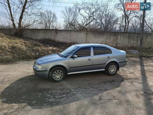 Серый Шкода Октавия, объемом двигателя 1.6 л и пробегом 480 тыс. км за 4200 $, фото 7 на Automoto.ua