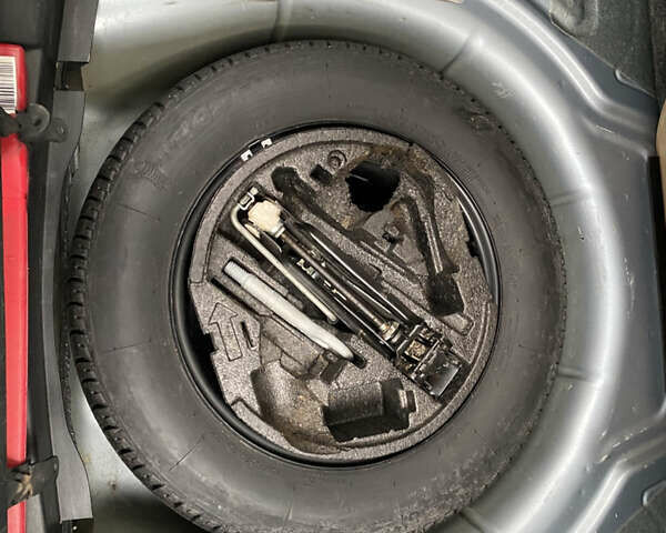 Сірий Шкода Октавія, об'ємом двигуна 1.6 л та пробігом 120 тис. км за 6850 $, фото 32 на Automoto.ua