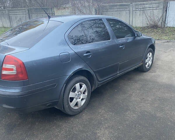 Серый Шкода Октавия, объемом двигателя 1.6 л и пробегом 301 тыс. км за 4200 $, фото 3 на Automoto.ua